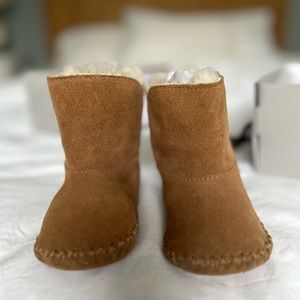 Ugg I Baby Booties Chestnut infant size 02/03 or 6-12M